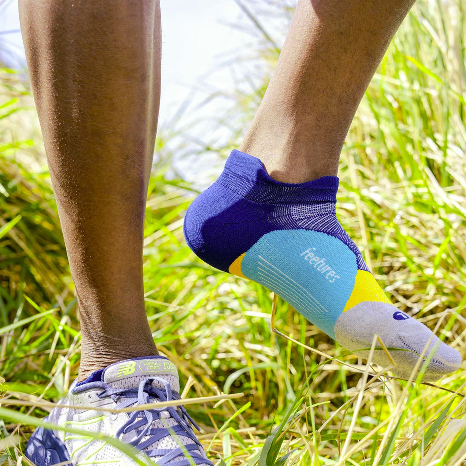 Unisex Feetures Unisex Feetures Elite Max Cushion No Show Tab Socks Nitro Navy Nitro Navy