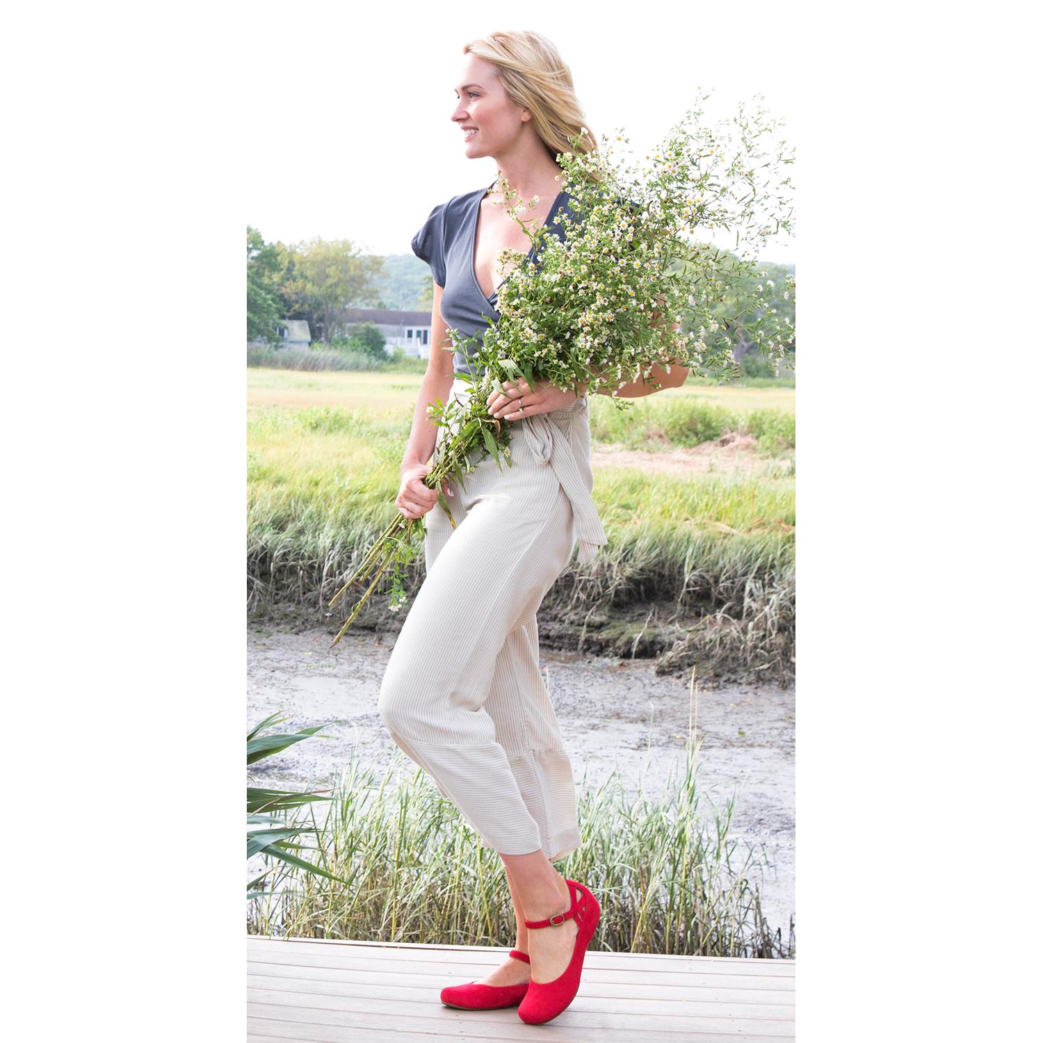 Womens Earthies Women's Earthies Capri Taupe Nubuck Taupe Nubuck