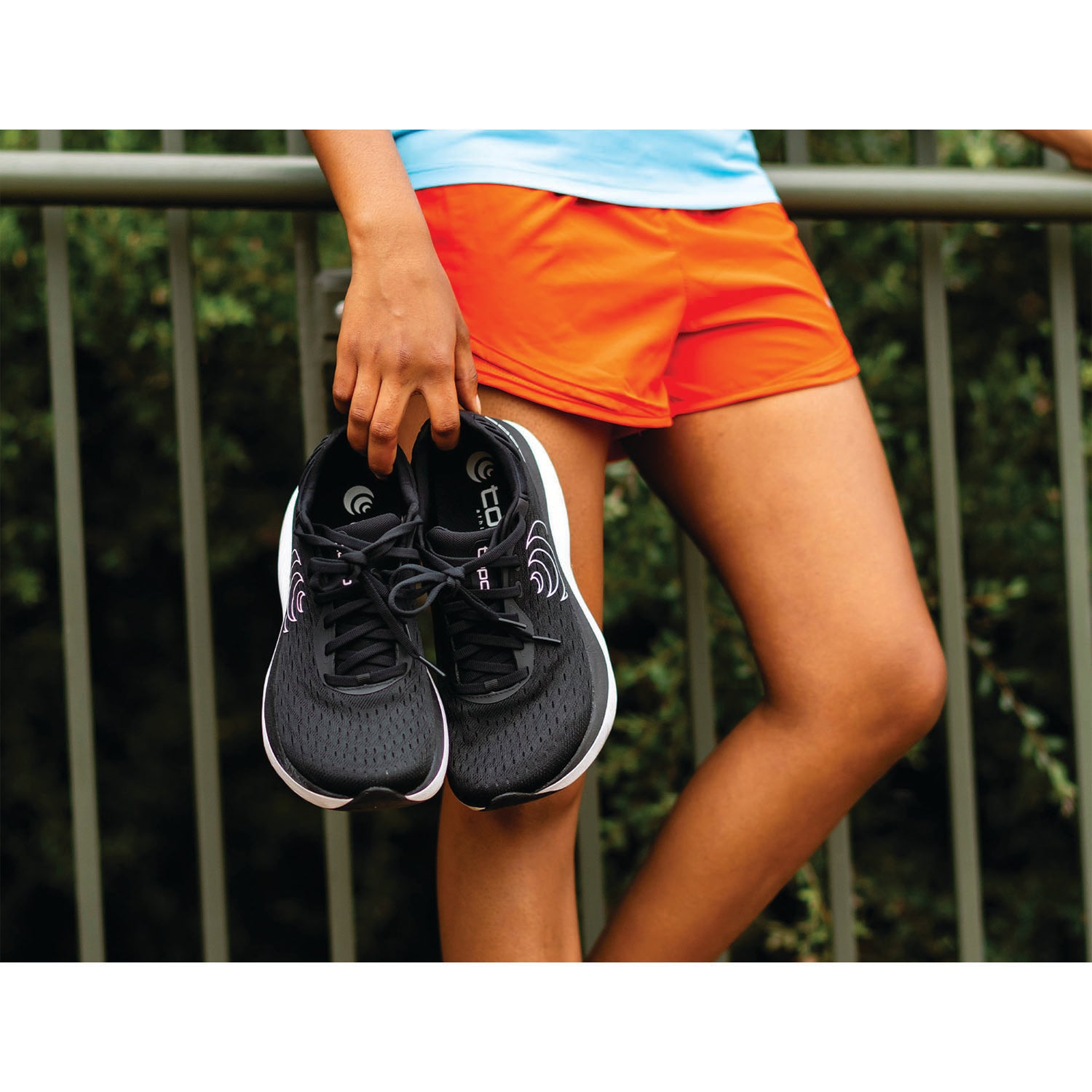Womens Topo Women's Topo Atmos Black/White Mesh Black/White Mesh