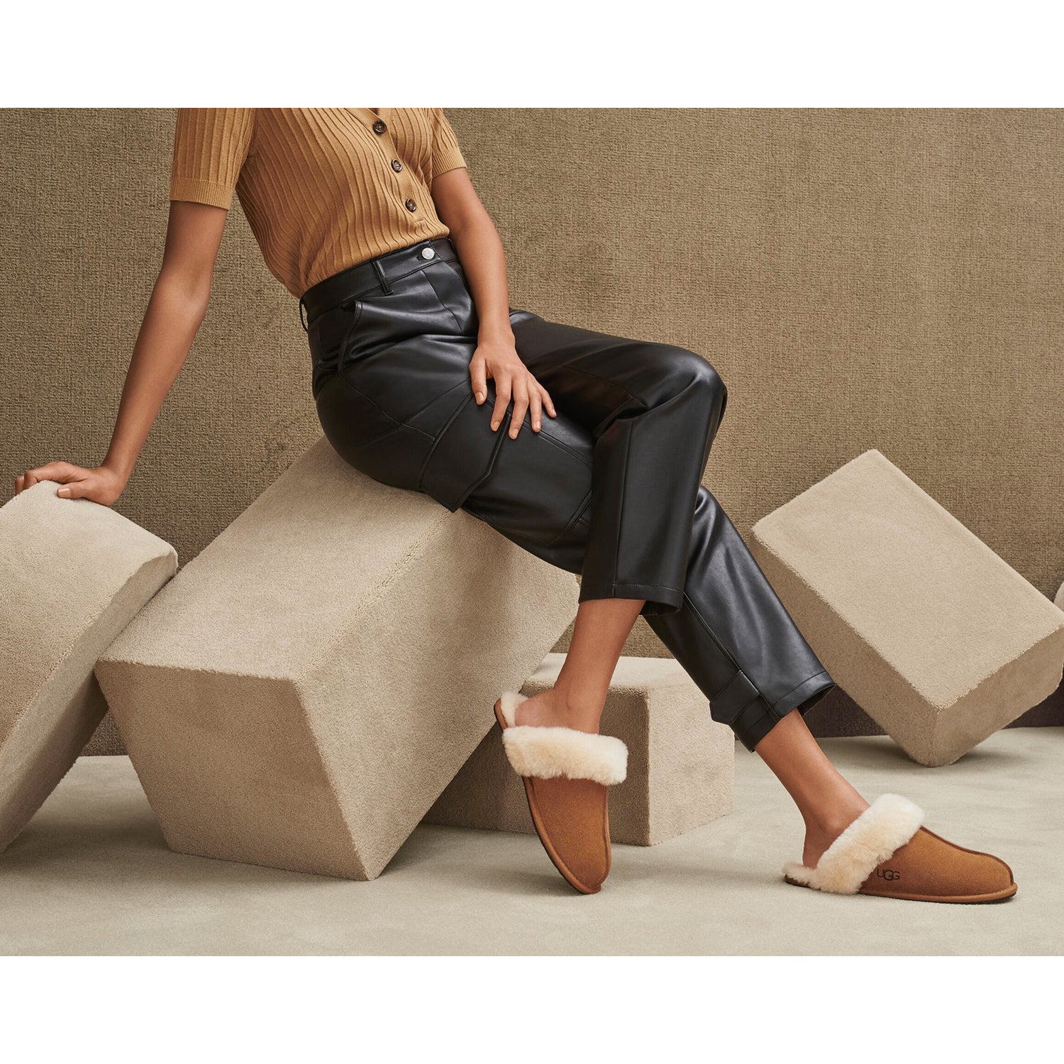 Womens Ugg Women's UGG Scuffette II Chestnut Suede Chestnut Suede