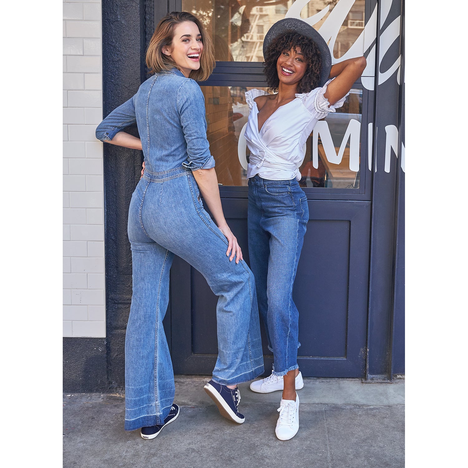 Womens Taos Women's Taos Star White/White Canvas White/White Canvas