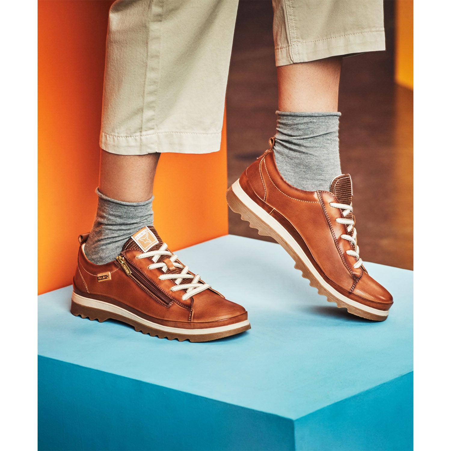 Womens Pikolinos Women's Pikolinos Vigo W3W-6979 Brandy Leather Brandy Leather
