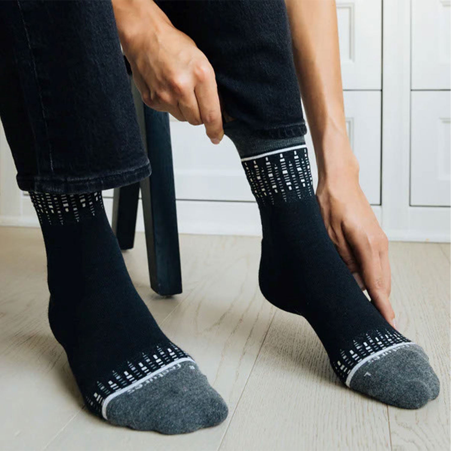 Unisex Feetures Unisex Feetures LW Max Cushion Crew Twinkle Black Twinkle Black