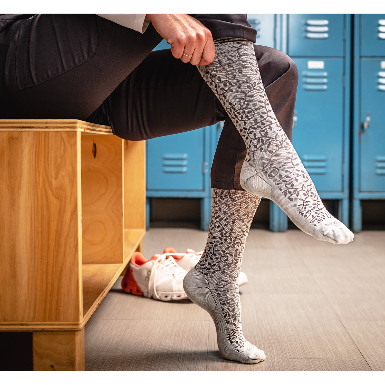Womens Sockwell Women's Sockwell New Leaf Ocean Knee High Socks 20-30 mmHg Ocean