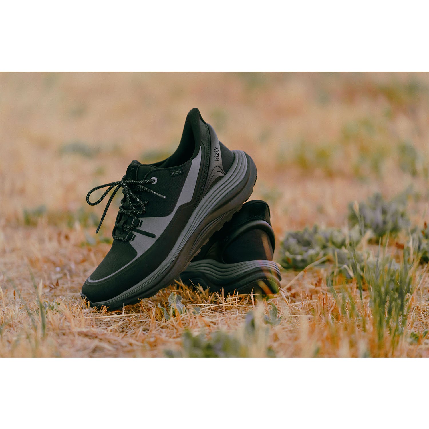 Mens Kizik Men's Kizik London AT Black/Poppyseed Synthetic Black/Poppyseed